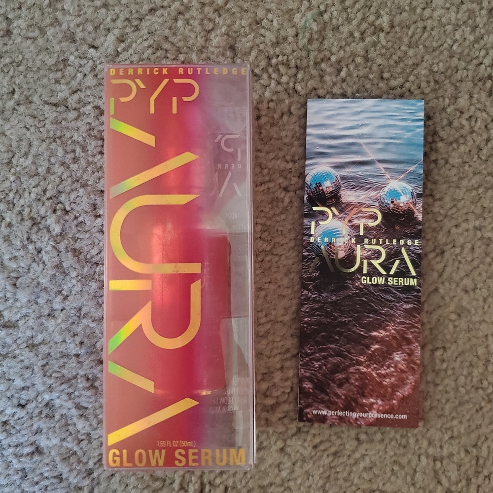 BRAND NEW Aura Glow Age-Defying Facial Serum by Derrick Rutledge